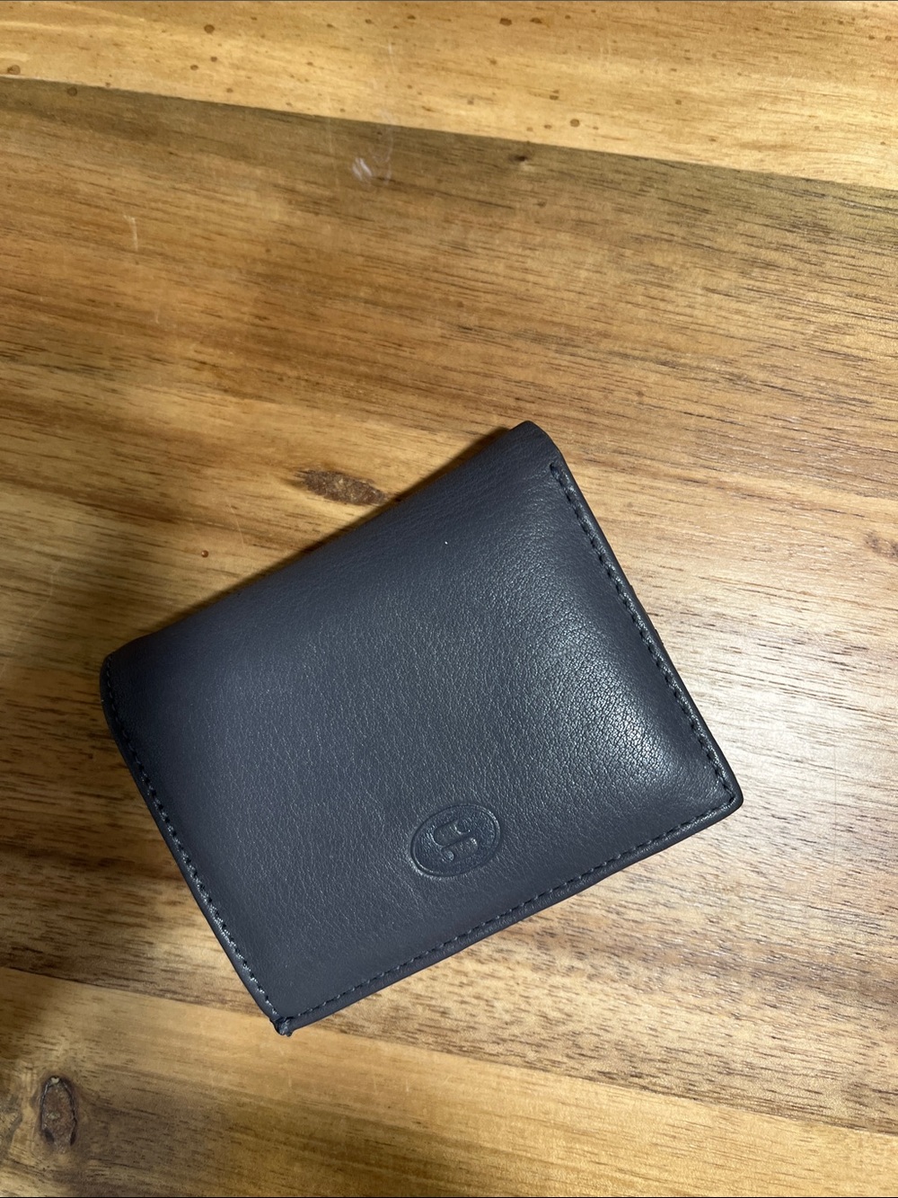 Grey Leather Bi-Fold Wallet - Unbranded